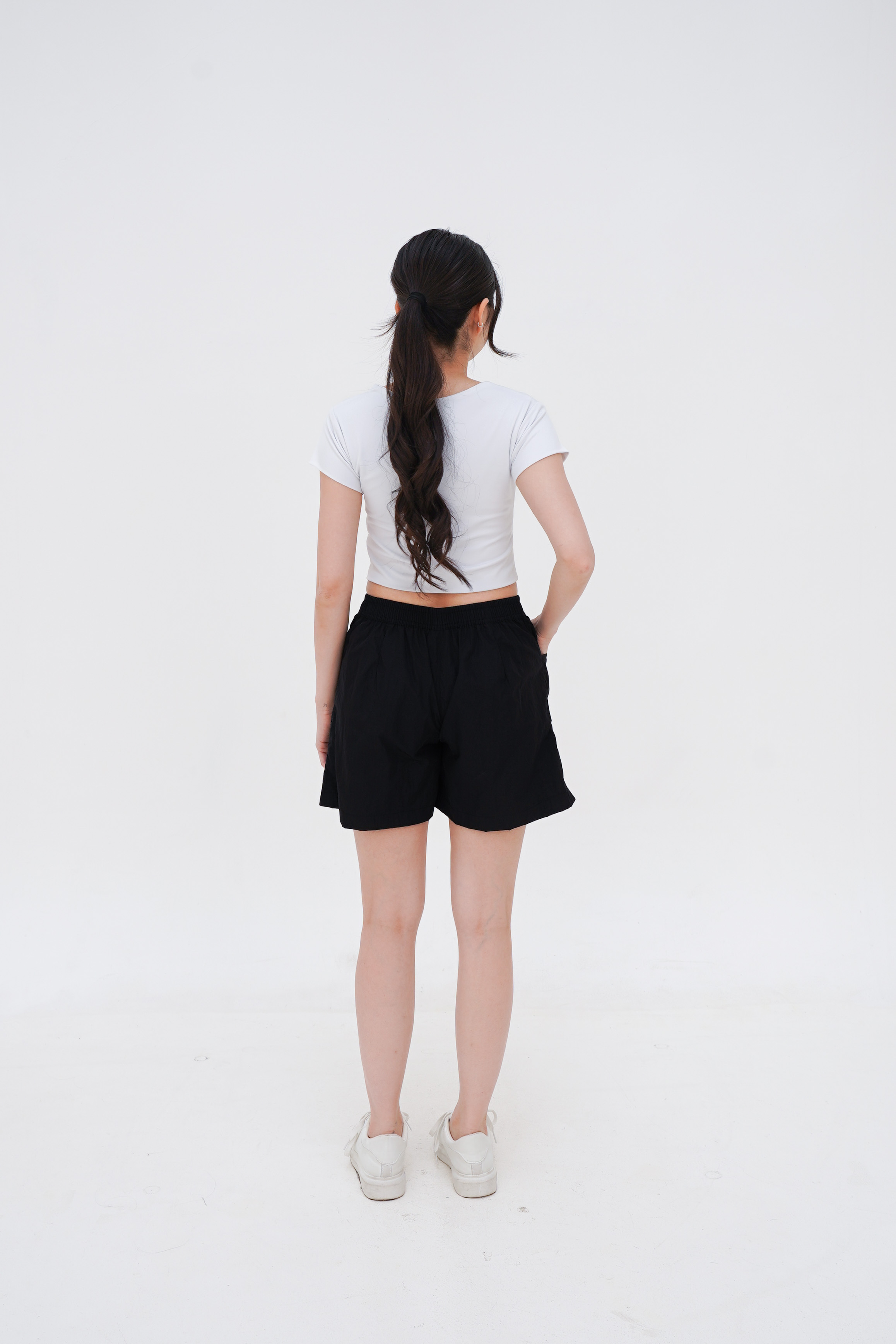 TANKEN SORE - BLACK